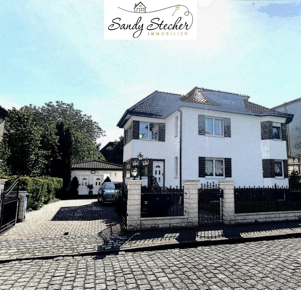 9غرفة عقار تجاري في Kopenick, Germany رقم 260336