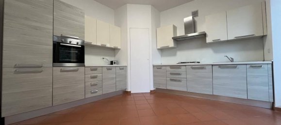 4-Zimmer Wohnung in Angera, Italy, Nr. 75489 4