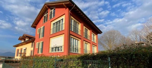 4-Zimmer Wohnung in Angera, Italy, Nr. 75489 13