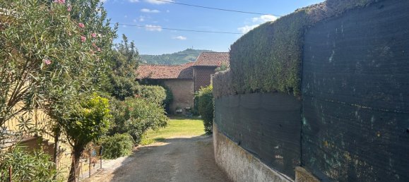 9 bedrooms House in Asti, Italy No. 337352 5