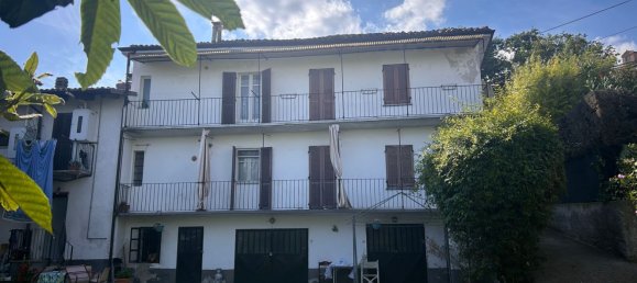 9 bedrooms House in Asti, Italy No. 337352 2