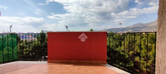 4غرفة شقة في Palermo, Italy رقم 2058 33