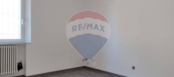 Квартира с 2 спальнями в Санта Мария Нуова, Италия № 327960 11