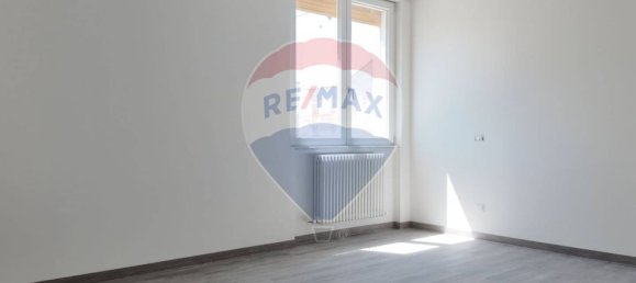 Квартира с 2 спальнями в Санта Мария Нуова, Италия № 327960 12