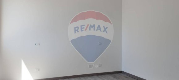 Квартира с 2 спальнями в Санта Мария Нуова, Италия № 327960 14