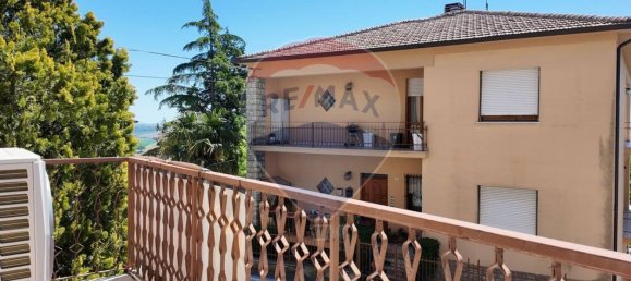 Квартира с 2 спальнями в Санта Мария Нуова, Италия № 327960 26