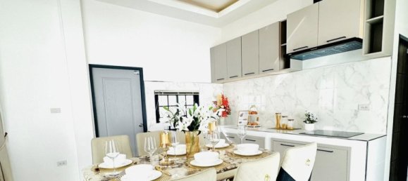 3 Schlafzimmer Haus in Pattaya, Thailand, Nr. 153721 8