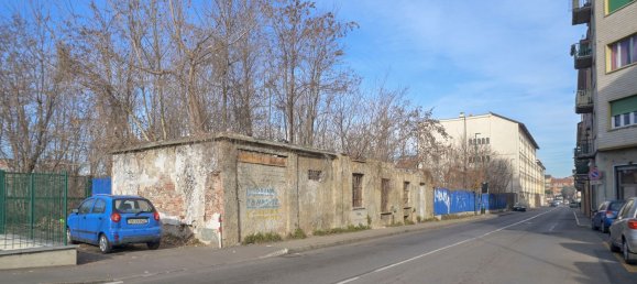  Land in Turin, Italy No. 380755 17