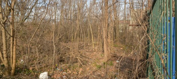  Land in Turin, Italy No. 380755 16