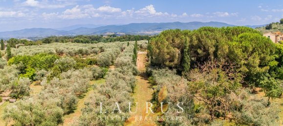4 rooms House in San Casciano in Val di Pesa, Italy No. 301165 19