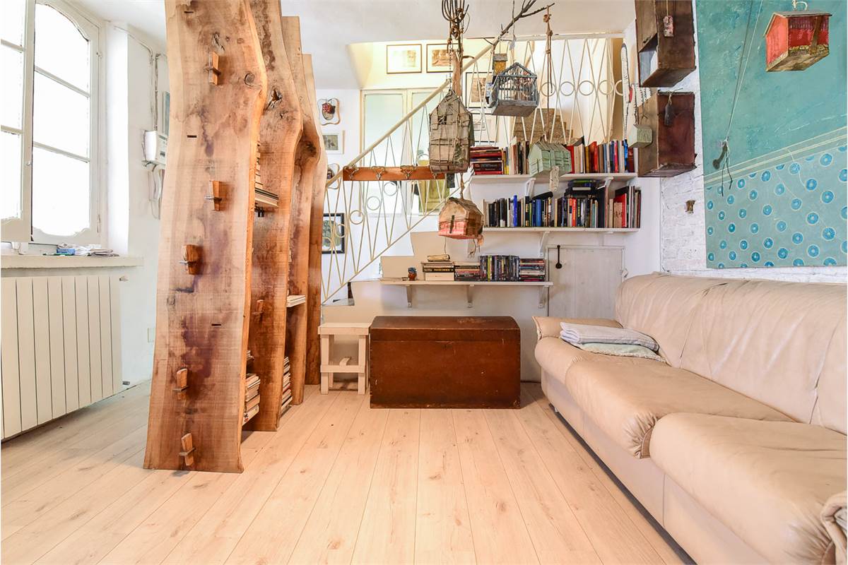 2-Zimmer Gewerbliche Immobilie in Paderno Dugnano, Italy, Nr. 71498