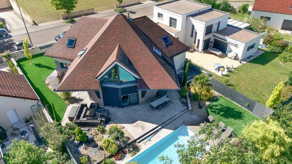 5 chambres Maison à Fontaine-lès-Dijon, France No. 359779