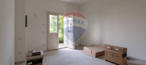 4 bedrooms Apartment in Mairano, Italy No. 365595 9