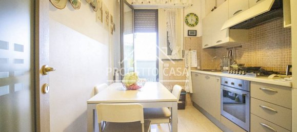 2 Schlafzimmer Wohnung in Viareggio, Italy, Nr. 298598 9
