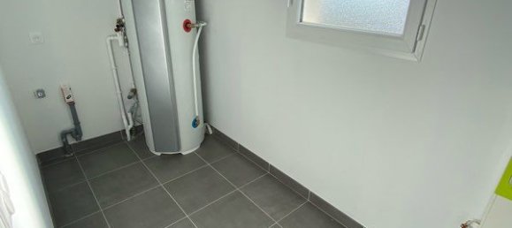 4 bedrooms House in Bourges, France No. 332973 8