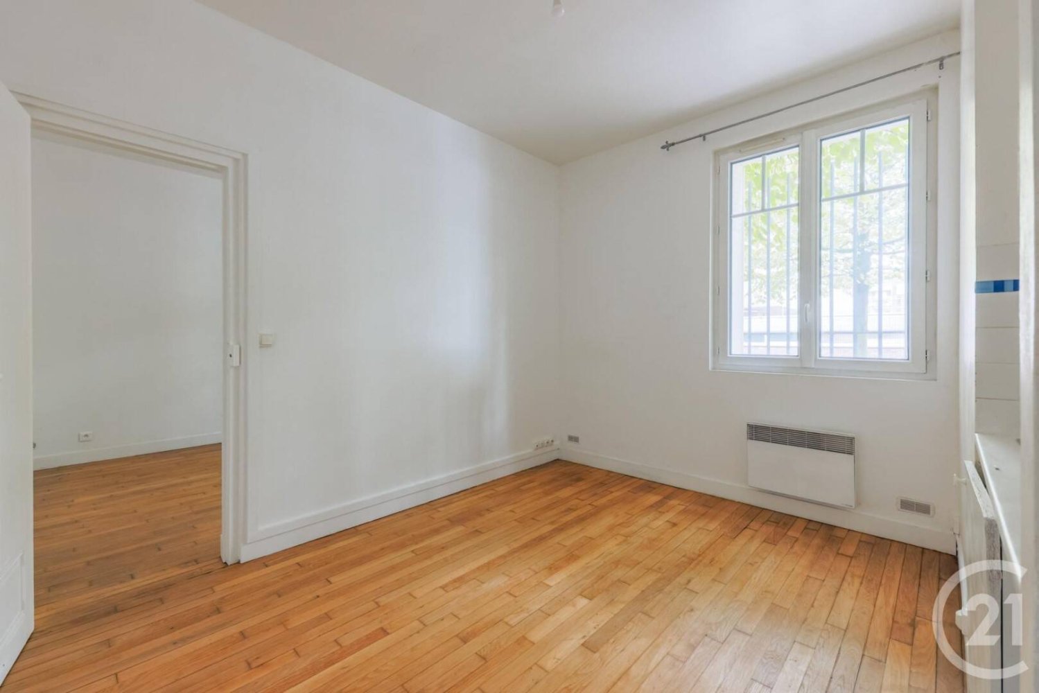 Apartamento de 1 dormitorio en Montrouge, France No. 173588
