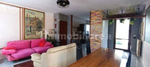 3 bedrooms Villa in Calcio, Italy No. 303532 10
