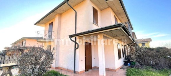 3 bedrooms Villa in Calcio, Italy No. 303532 6