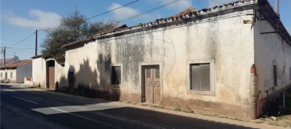 4 bedrooms House in Juncal, Portugal No. 26397 3