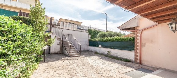 5 rooms Villa in Guidonia Montecelio, Italy No. 284403 3