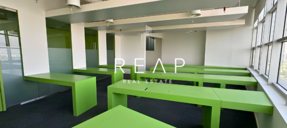 163.2m² Office in Jumeirah Lake Towers, UAE No. 30997 13