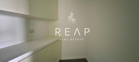 163.2m² Office in Jumeirah Lake Towers, UAE No. 30997 9