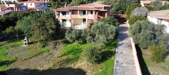 8 bedrooms Villa in Orosei, Italy No. 66637 2