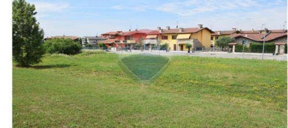 Terrain à Bolgare, Italy 710m² No. 58511 4