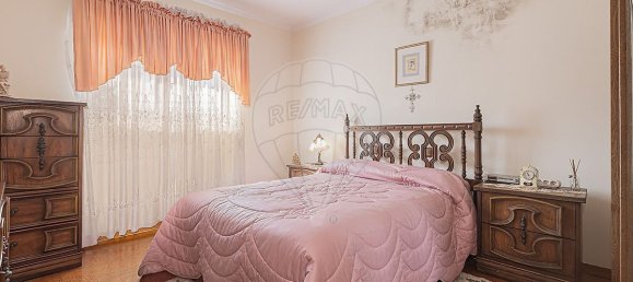 Casa de 4 dormitorios en Seixal, Portugal No. 163394 2