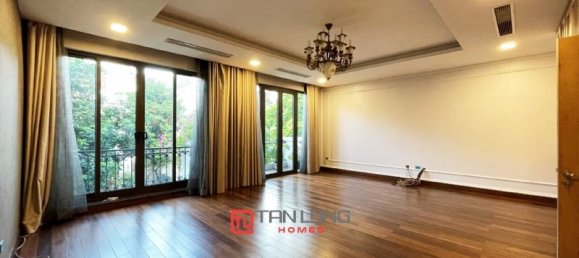 Вилла с 4 спальнями в Лонгбьен, Вьетнам № 492 7