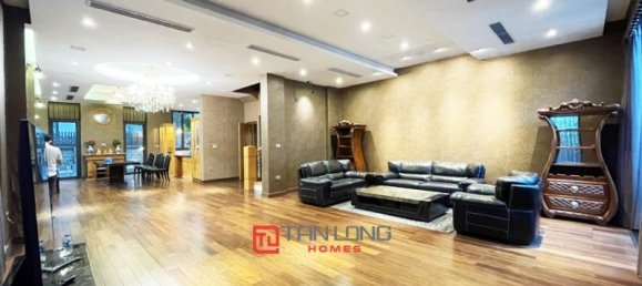 Вилла с 4 спальнями в Лонгбьен, Вьетнам № 492 2