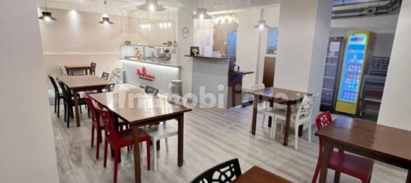 Коммерческая недвижимость с 2 комнатами в Монте Урано, Италия № 310202 6