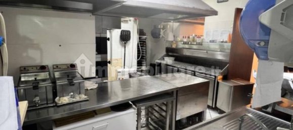 Коммерческая недвижимость с 2 комнатами в Монте Урано, Италия № 310202 10