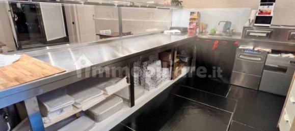 Коммерческая недвижимость с 2 комнатами в Монте Урано, Италия № 310202 2