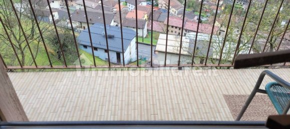 4 bedrooms House in Gorno, Italy No. 3979 21