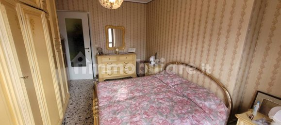 4 bedrooms House in Gorno, Italy No. 3979 7