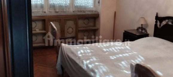 3 bedrooms Apartment in Turin, Italy No. 107699 6