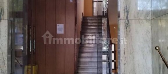 3 bedrooms Apartment in Turin, Italy No. 107699 3