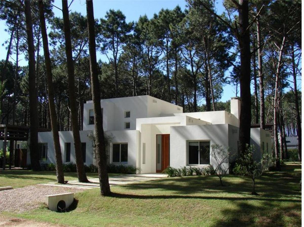 4 bedrooms House in Maldonado, Uruguay No. 4968