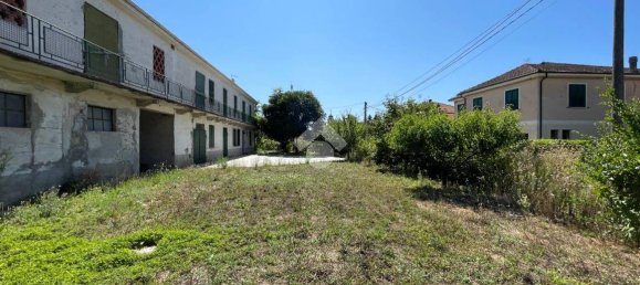 3 bedrooms House in Bubbio, Italy No. 294023 4