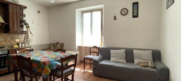 3 bedrooms House in Bubbio, Italy No. 294023 8