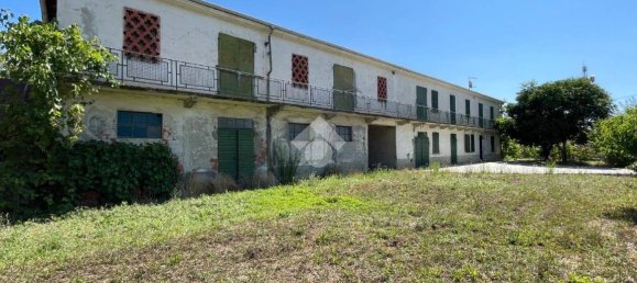 3 bedrooms House in Bubbio, Italy No. 294023 2