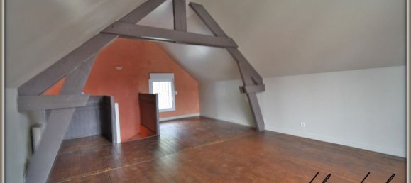 Adosado de 2 dormitorios en Mont-Saint-Pere, France No. 263143 10