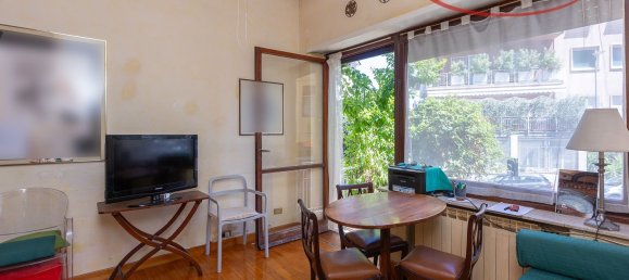 4 bedrooms Apartment in Rome, Italy No. 363752 12