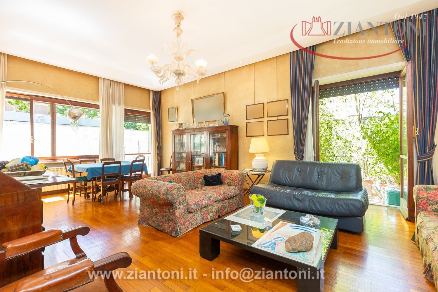 4 bedrooms Apartment in Rome, Italy No. 363752