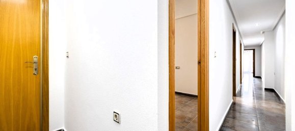 3 Schlafzimmer Wohnung in Torrevieja, Spain, Nr. 138293 2