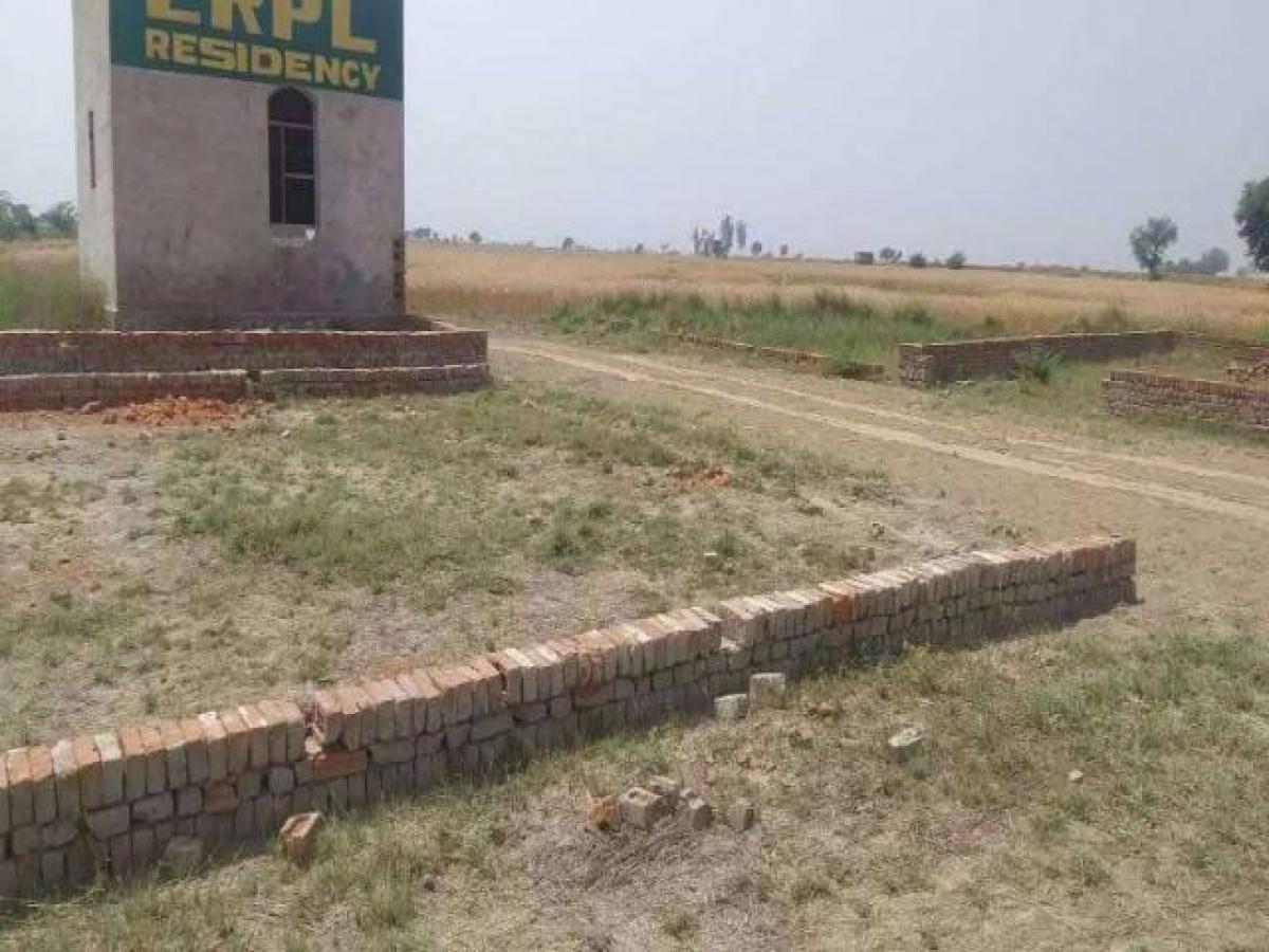  Land in Noida, India No. 65622