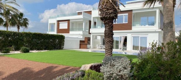 Villa de 5 dormitorios en Oroklini, Cyprus No. 26037 10