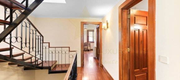 Вилла с 3 спальнями в Порту, Португалия № 127894 6