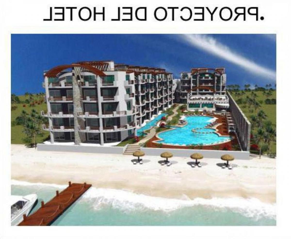 4400m² Building in Quintana Roo, Mexico No. 201640